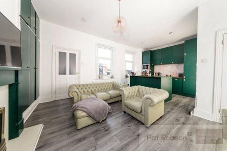 2 bedroom property to rent - Photo 3