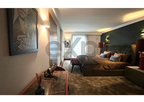 Apartamento de luxo T3 com vistas deslumbrantes para o Rio Douro