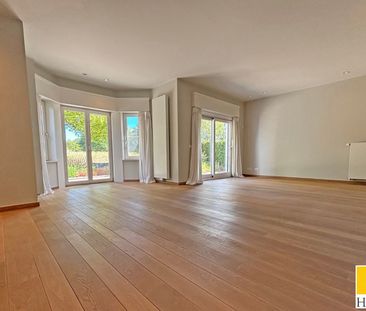 Moderne woning met zicht op de Royal Zoute Golf Club - Photo 1