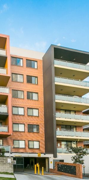 95/15 Young Rd CARLINGFORD - Photo 2