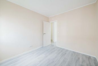 APARTAMENTO T4 EM ALFRAGIDE MOBILADO