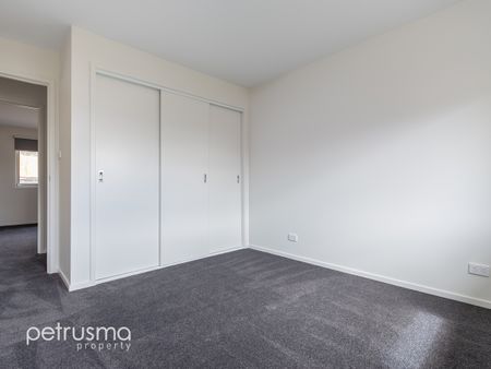 2 / 10 Camrise Drive - Photo 4