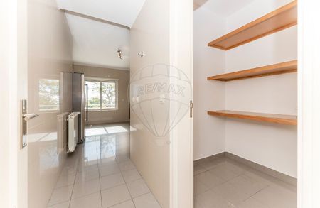 Apartamento T4 em Lisboa - Photo 2