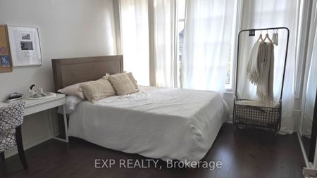 For Lease - 3102 Millicent Avenue, Oakville, Ontario - Photo 2