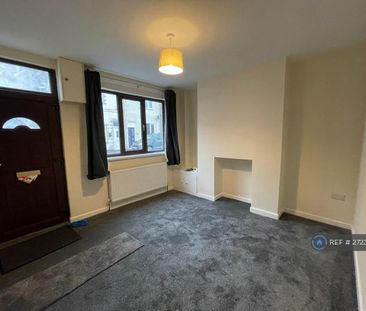 2 bedroom terraced house to rent - Photo 2