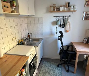 Gepflegtes Apartment mit Balkon in Uni Nähe - Südstadt ! - Foto 1