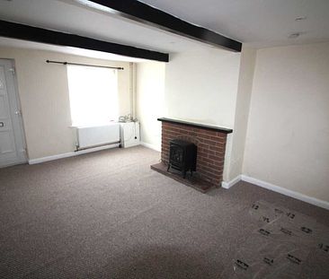 2 bed Cottage - Photo 5