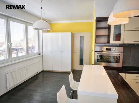 Pronájem bytu 2+kk v osobním vlastnictví 60 m², Pardubice - Fotografie 3