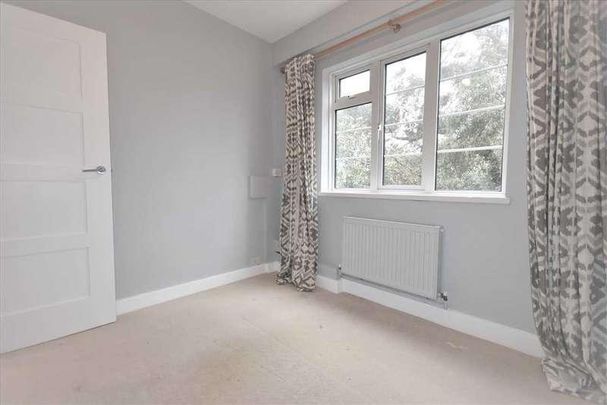 Chiswick Village, Chiswick, Chiswick, W4 - Photo 1