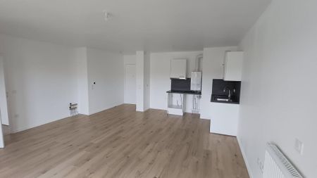 location Appartement T4 DE 77.64m² À MEAUX - Photo 2