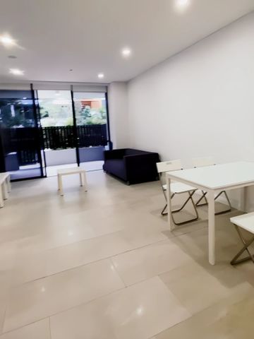 126 Banks Avenue, Sydney - Photo 5