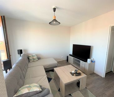 Location Appartement 3 pièces 62m² - Photo 2