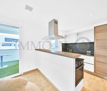 SPACIOUS STANDING WITH BALCONY-TERRACE AND IDEAL LOCATION - Photo 6