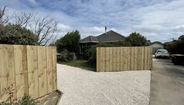 4 bedroom property in sought after school zone - Photo 1