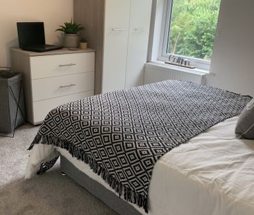 BEDROOM 7 – MEDIUM DOUBLE - Photo 2