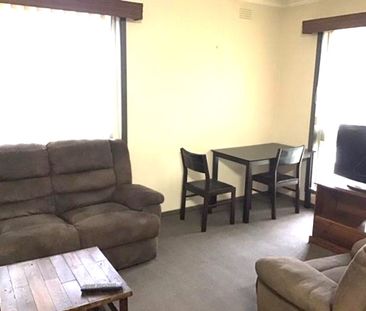 1/4 Nebo Court, Werribee, Vic 3030 - Photo 1