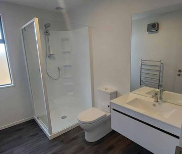 Easy Living Done Right - Photo 3