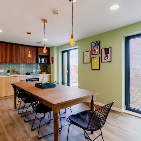 Skyline En Suite - Photo 1