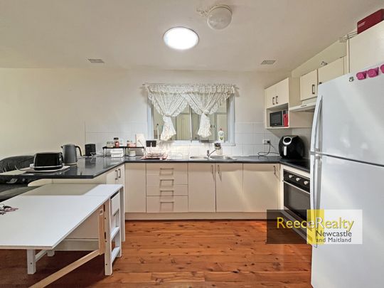 9 Lester Parade, North Lambton - Photo 1