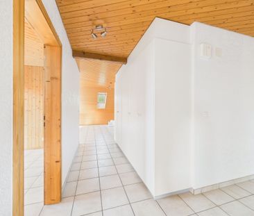 Grosszügige 3.5-Zimmer Wohnung mit Pool & Bergsicht Ihr neues Zuhau... - Photo 3