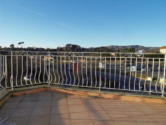 A louer appartement 3 pièces avec terrasse sur le secteur de la Croix Rouge / Allauch 13013 Marseille - Photo 1