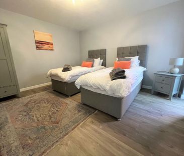 3 bedroom link detached house to rent - Photo 4