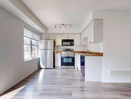 For Lease - 595 Dundas Street Unit# 2, Mississauga, Ontario - Photo 4