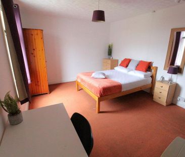 4 bedroom house share to rent - Photo 2