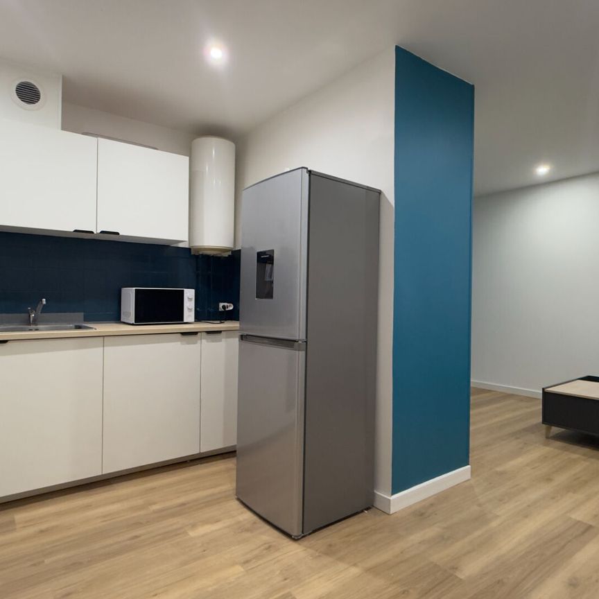 Appartement a louer Pantin - Loyer €721/mois charges comprises ** - Photo 1