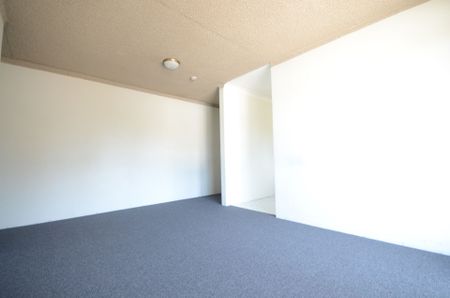 2 Bedroom Unit&excl;&excl; - Photo 4