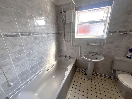 Kirkgate Street, Wisbech - Photo 5