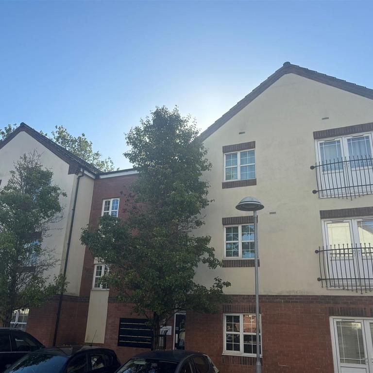 2 bedroom apartment to rent - Photo 2