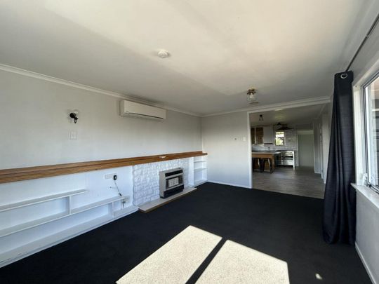Beautiful Three Bedroom Home in Ferndale - Photo 1