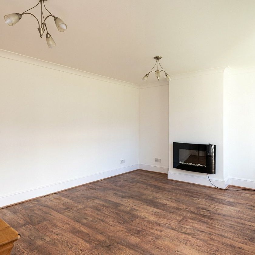 Regency Court, Sittingbourne, Kent, ME10 - Photo 1