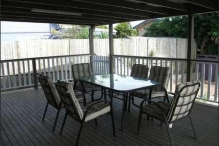 7 Burrendah Road, Jindalee. - Photo 2