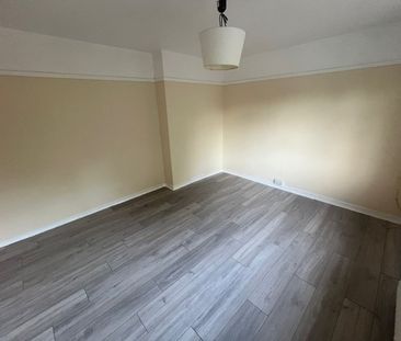 Room in a Shared House, Selby Road, N17 - Photo 2