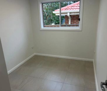 “Modern Bedroom granny flat.” - Photo 4