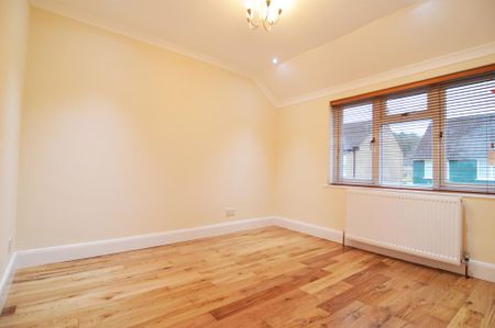 4 bedroom house to rent - Photo 2