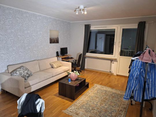 Göran Perssons väg, Solna - Foto 1