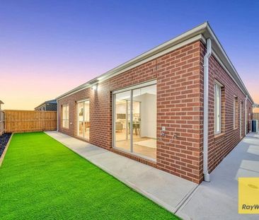 Brand-New Home - A Beautiful Blend of Functionality and Elegance - Photo 1