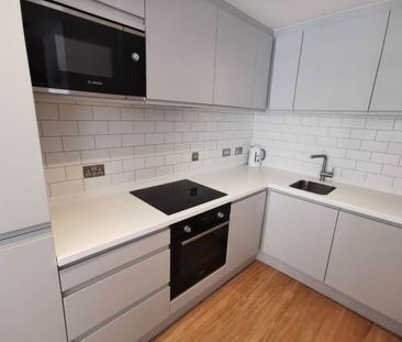 1 bedroom flat to rent - Photo 6