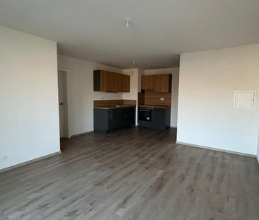 Location Appartement 3 pièces 63m² MULHOUSE 68200 - Photo 5