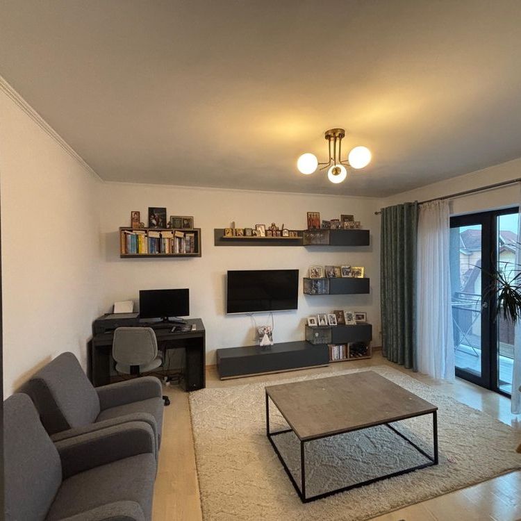 Apartament cu 3 camere, zona Unirii - Fotografie 1