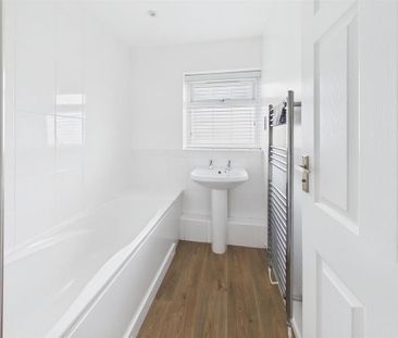 2 bedroom maisonette to rent - Photo 6