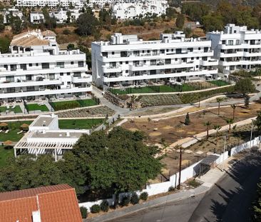 Middle Floor Apartment · Estepona - Photo 2