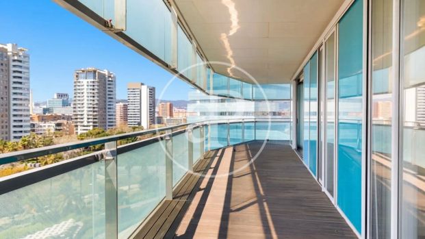 Piso de alquiler en Passeig de Garcia Fària, Diagonal Mar i el Front Marítim del Poblenou - Foto 1