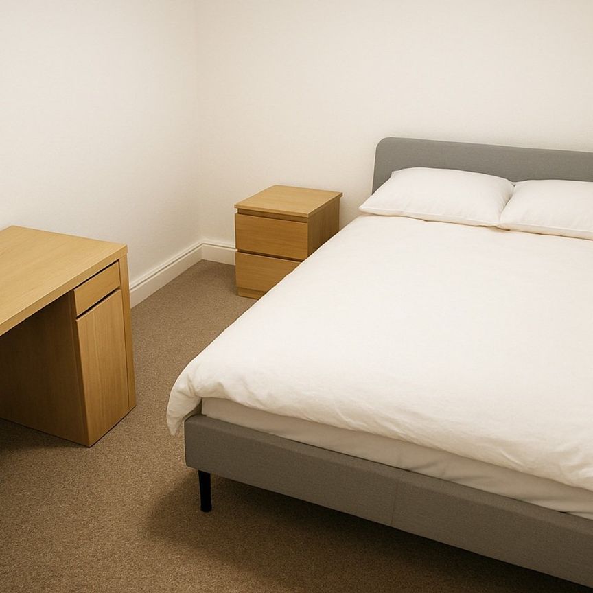 4 Bed Flat, Ninetree Hill, BS1 - Photo 1