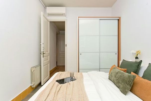 Carrer dHomer, Barcelona, Catalonia 08023 - Photo 1