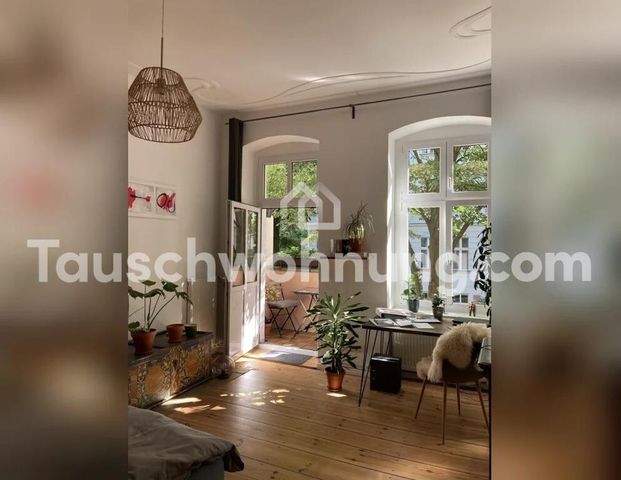 TAUSCHWOHNUNG Suche Tauschwohnung, biete kleine 2 Zimmer Altbauwohnung - Foto 1