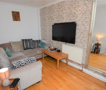 Headington Road, CH49 4GQ, Saughall Massie - Photo 1